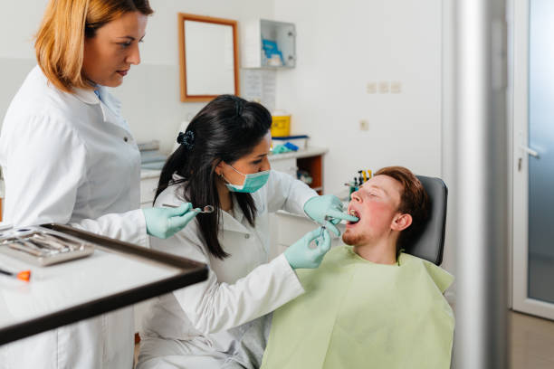 Best Dentist for Tooth Abscess  in Oakland, MD